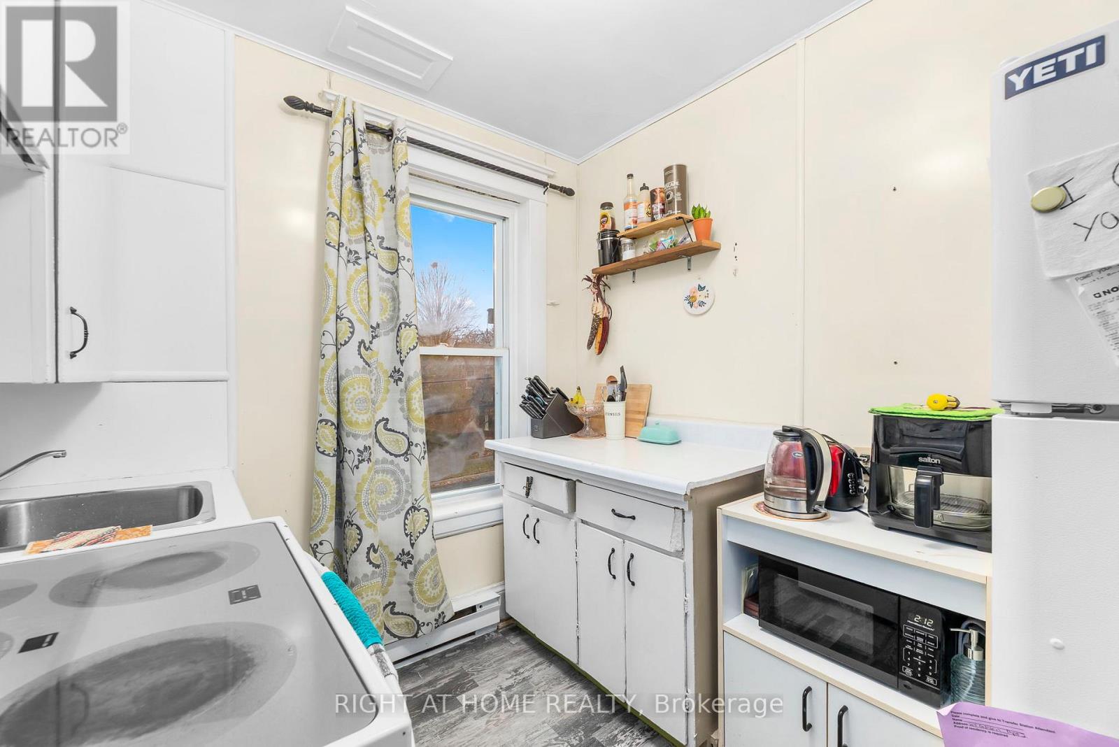 105 GIBSON STREET - 20