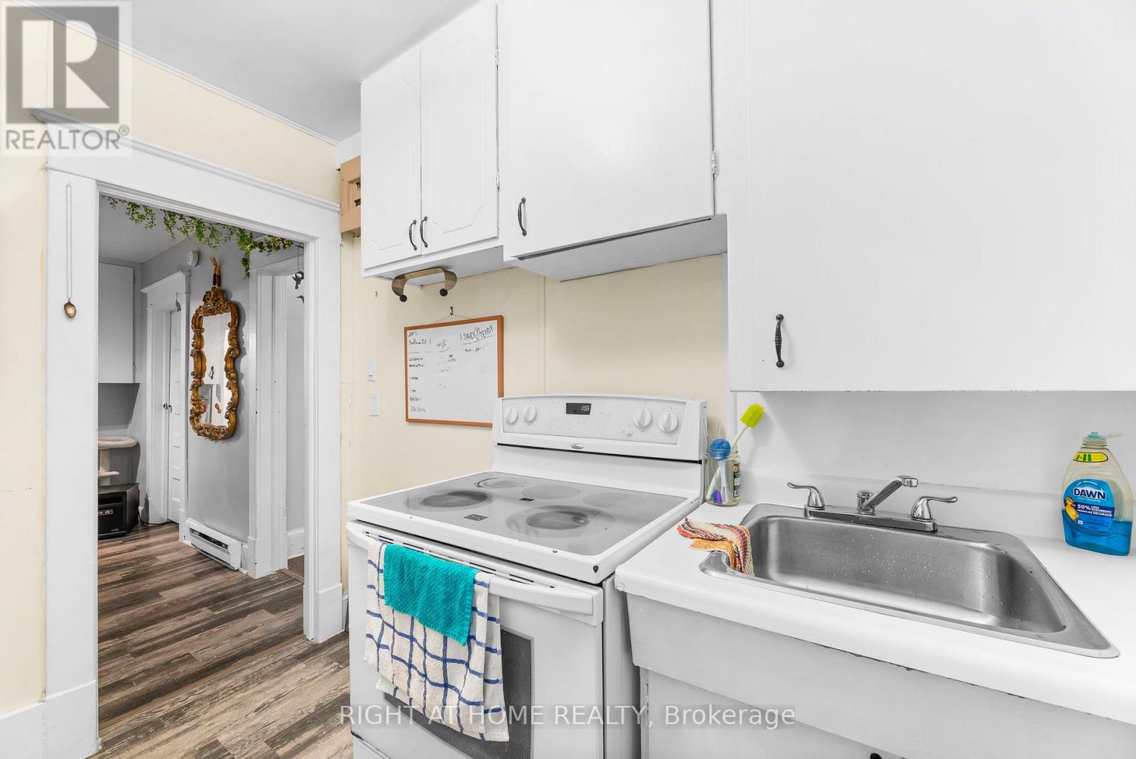 105 GIBSON STREET - 21