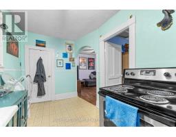 105 Gibson Street, Parry Sound, ON P2A1X6 Photo 28