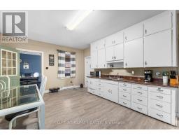 105 Gibson Street, Parry Sound, ON P2A1X6 Photo 8