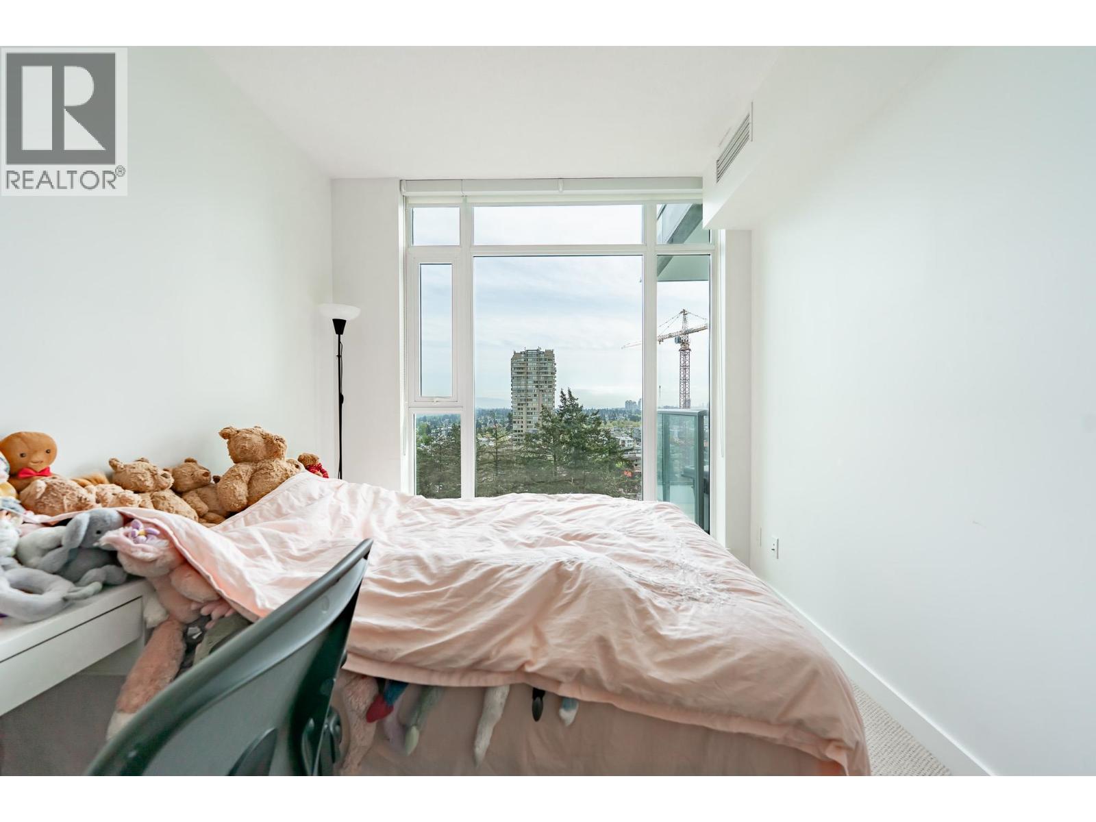 2 Bed, 2 Bath House for Sale in Burnaby – 1901 6538 NELSON AVENUE, Burnaby - Image 18