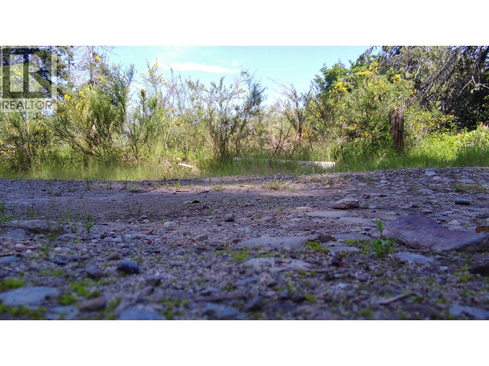 Vacant Land for Sale in Galiano Island – 556 E BLUFF ROAD, Galiano Island - Image 15