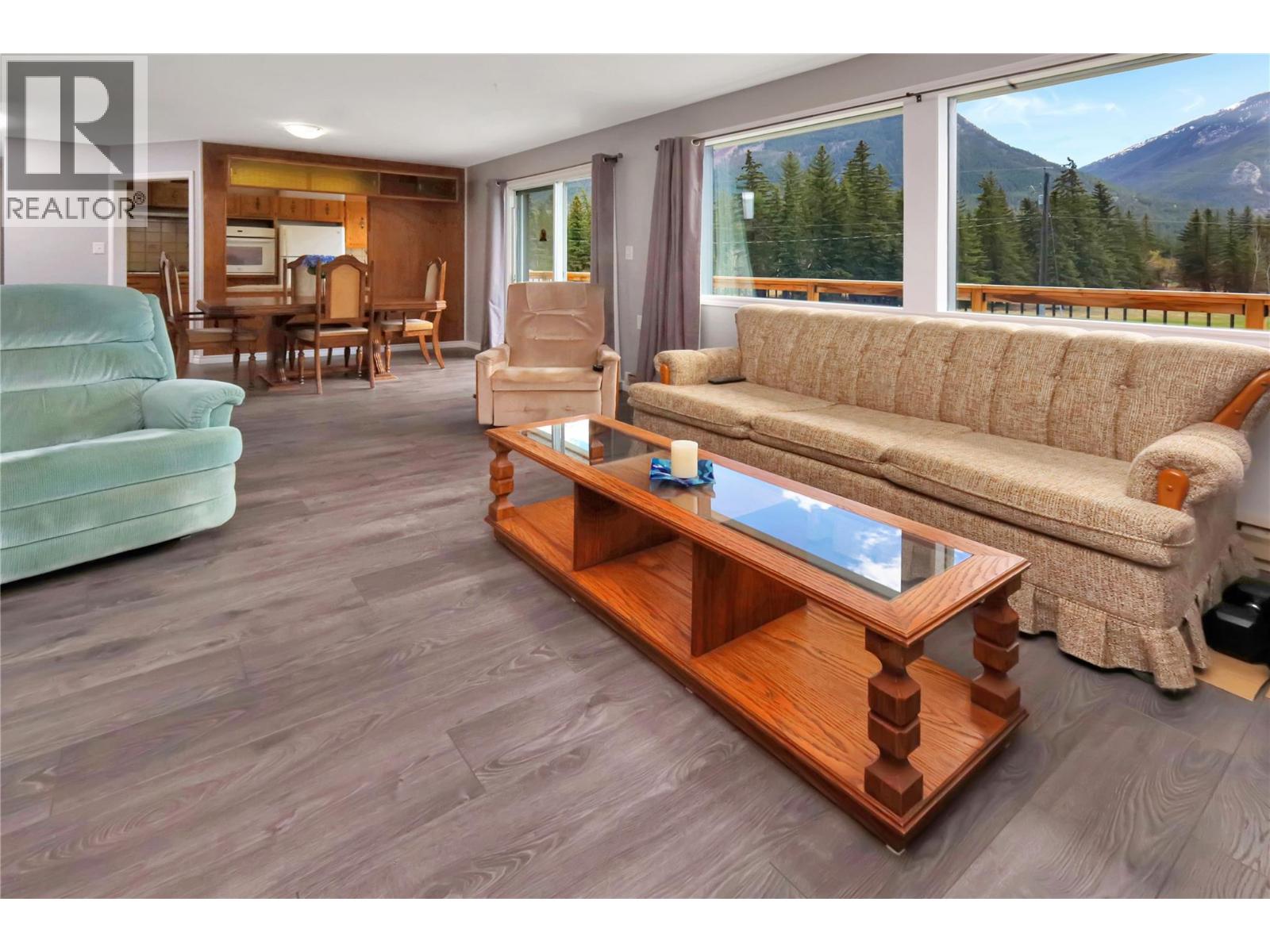 3526 Island Pond Road - 10