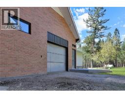 3526 Island Pond Road, Skookumchuck, BC V0B2E0 Photo 46