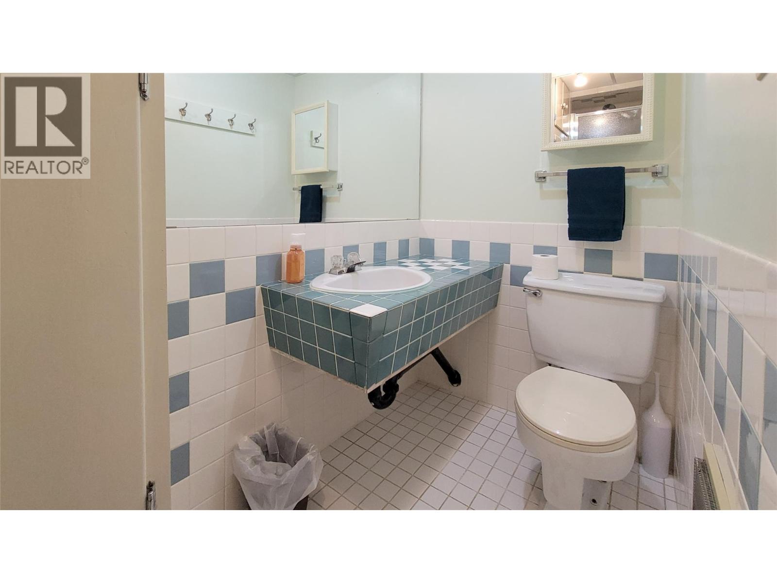 3526 Island Pond Road - 31