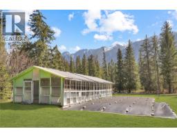 3526 Island Pond Road, Skookumchuck, BC V0B2E0 Photo 61