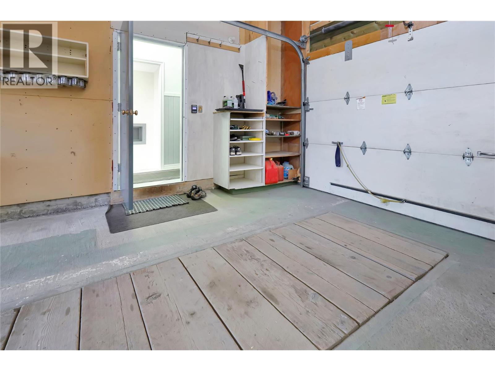 3526 Island Pond Road - 50