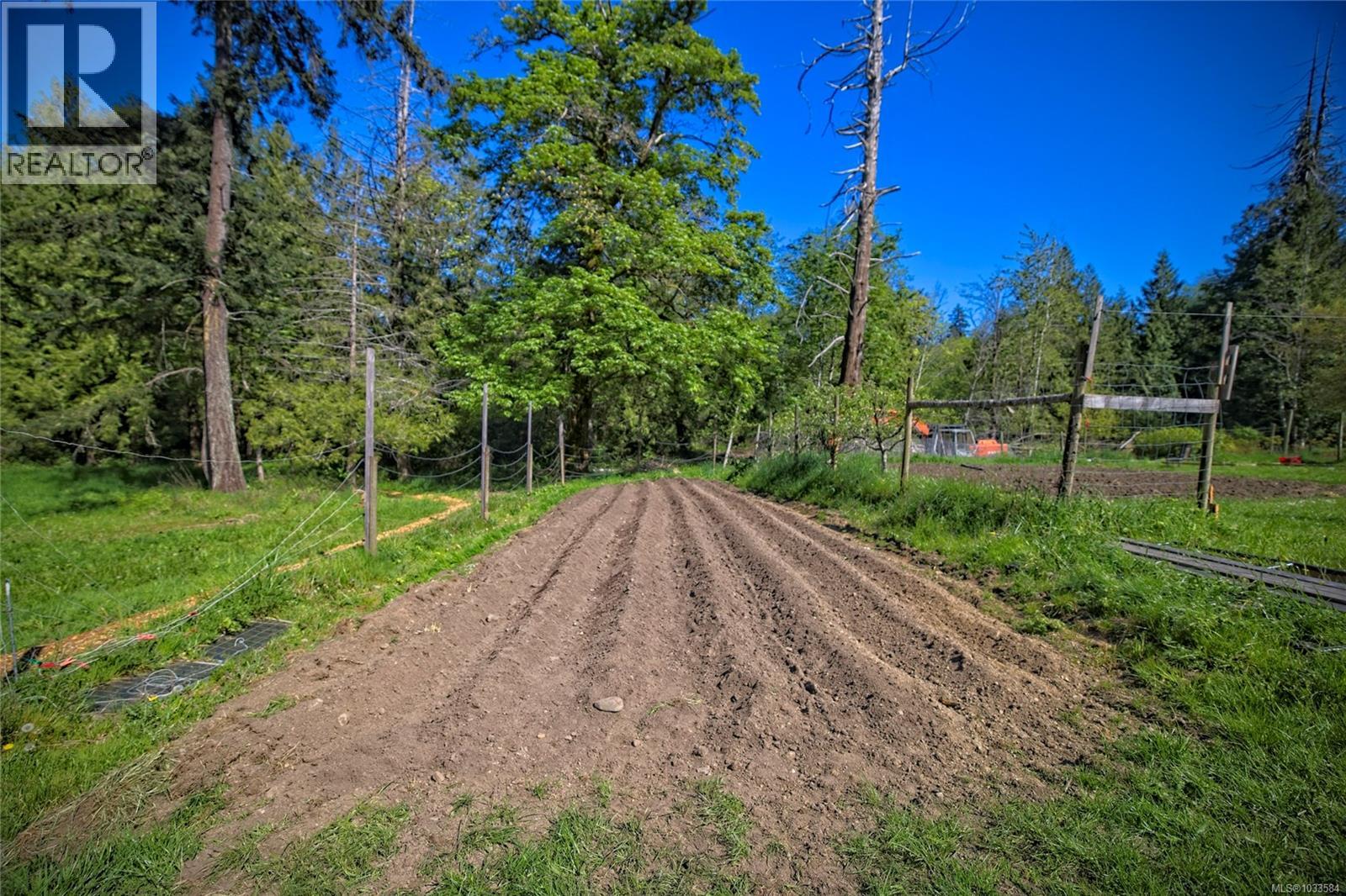 378 Rainbow Rd - 41