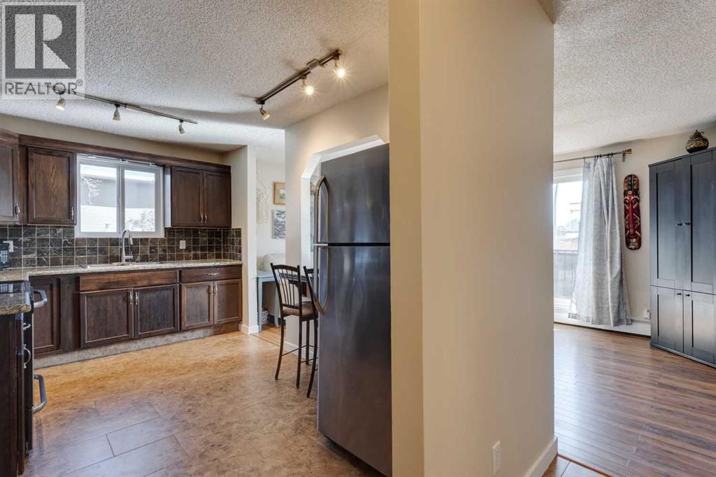 #301 2203 14 Street SW - 11