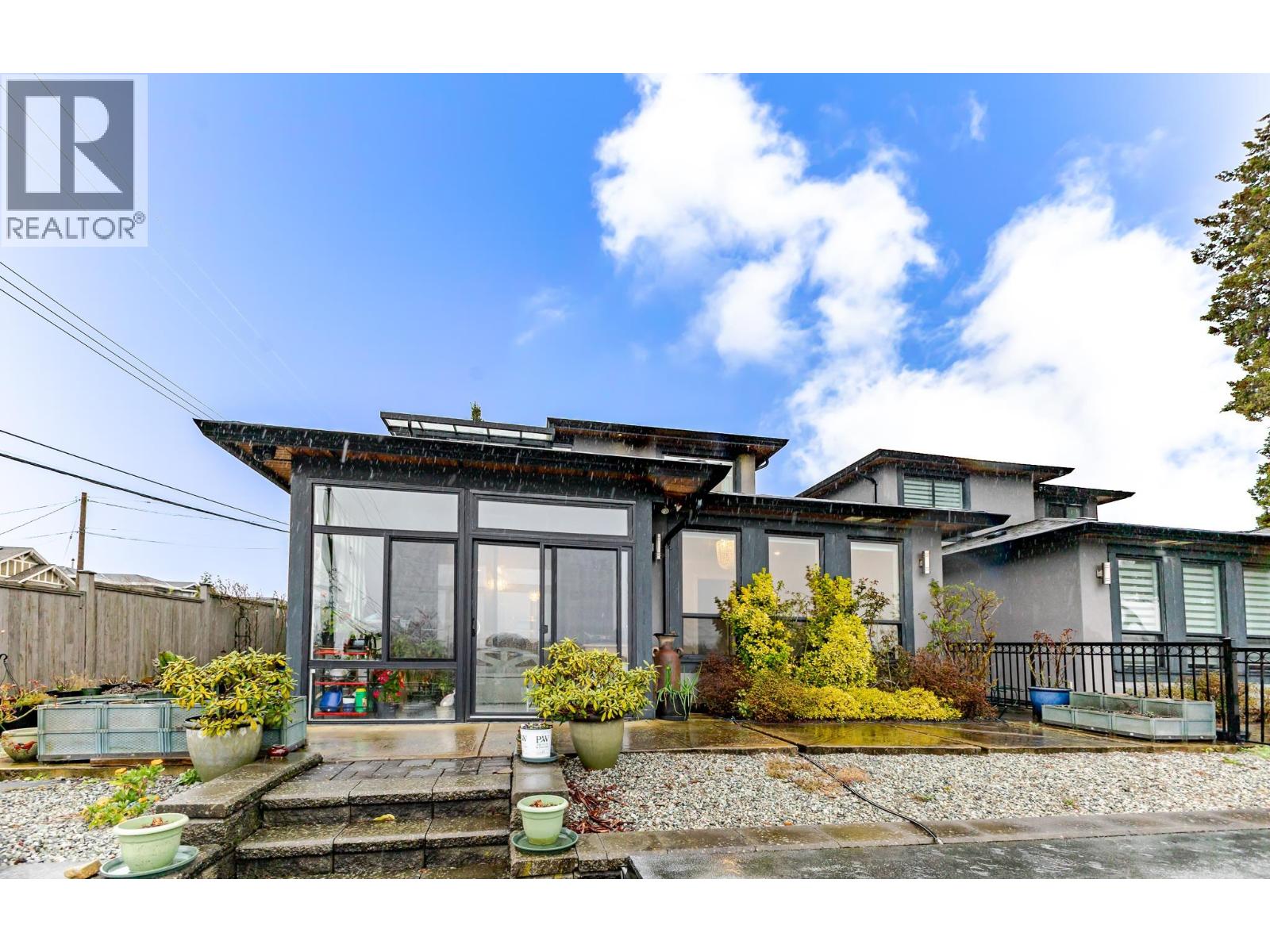 5710 GRANT STREET — photo 3