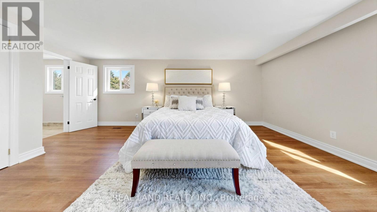 54 MARBLEMOUNT CRESCENT - 23