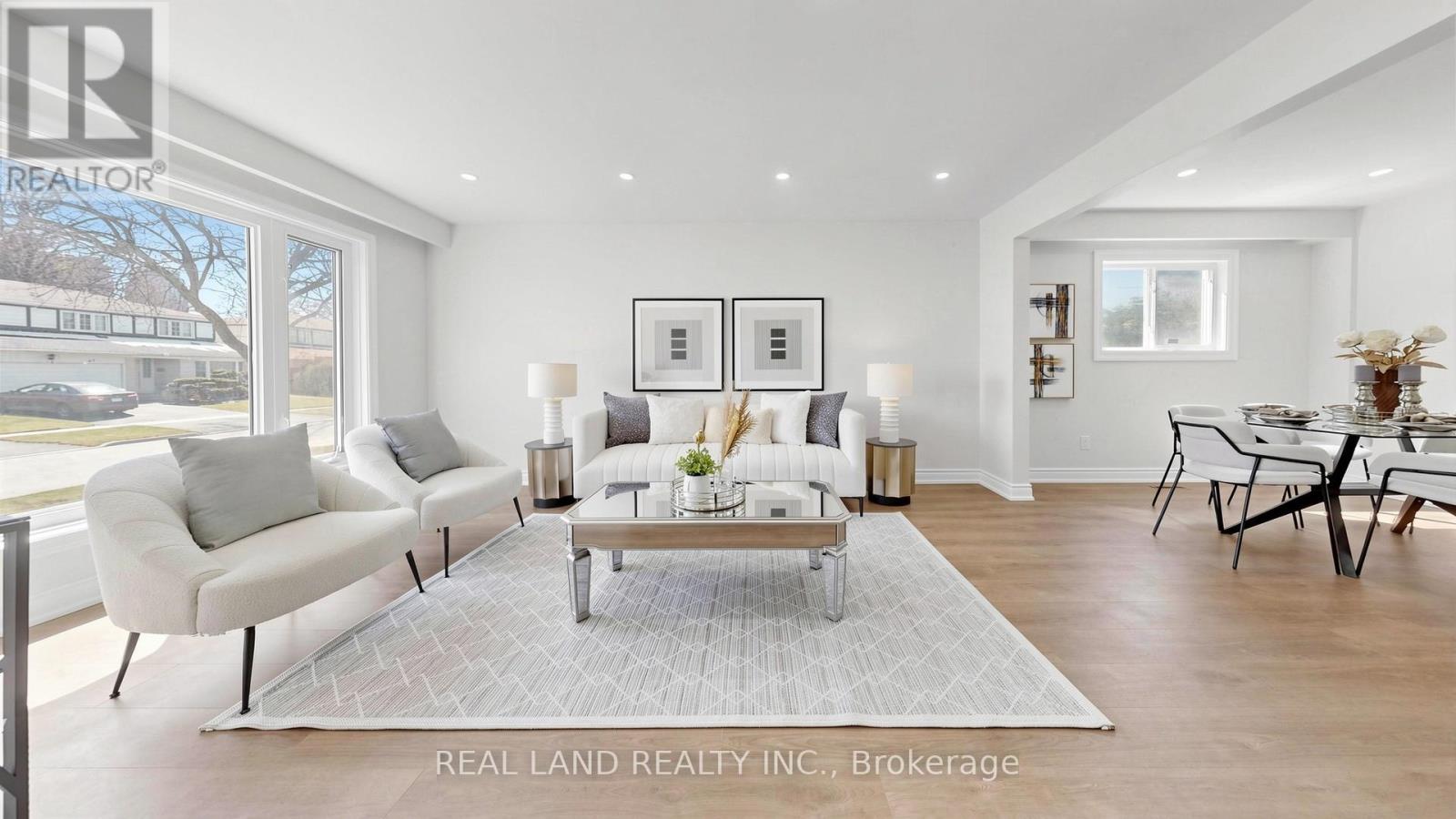 54 MARBLEMOUNT CRESCENT - 7