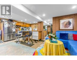 5 Thwaite Avenue, Toronto, ON M3L2C8 Photo 22