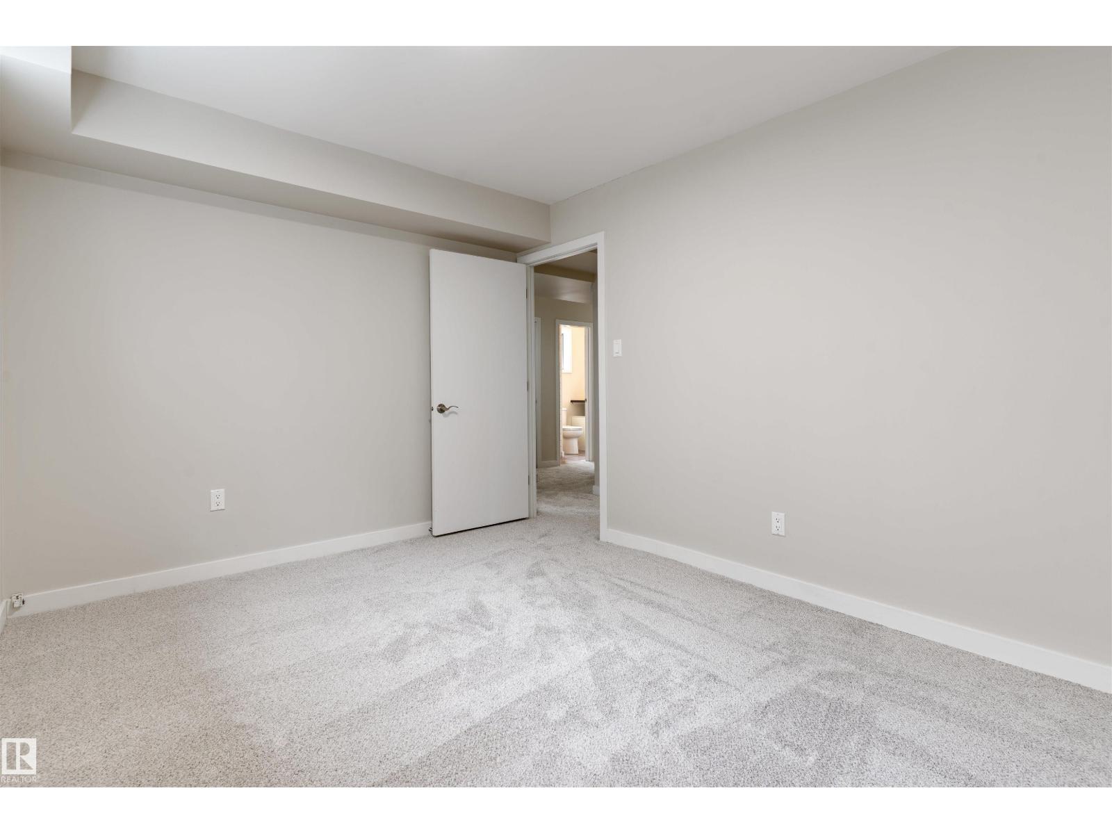 12411 90 ST NW, Edmonton