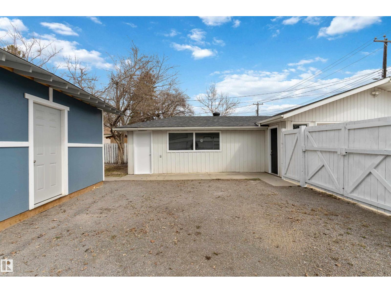 12411 90 ST NW, Edmonton