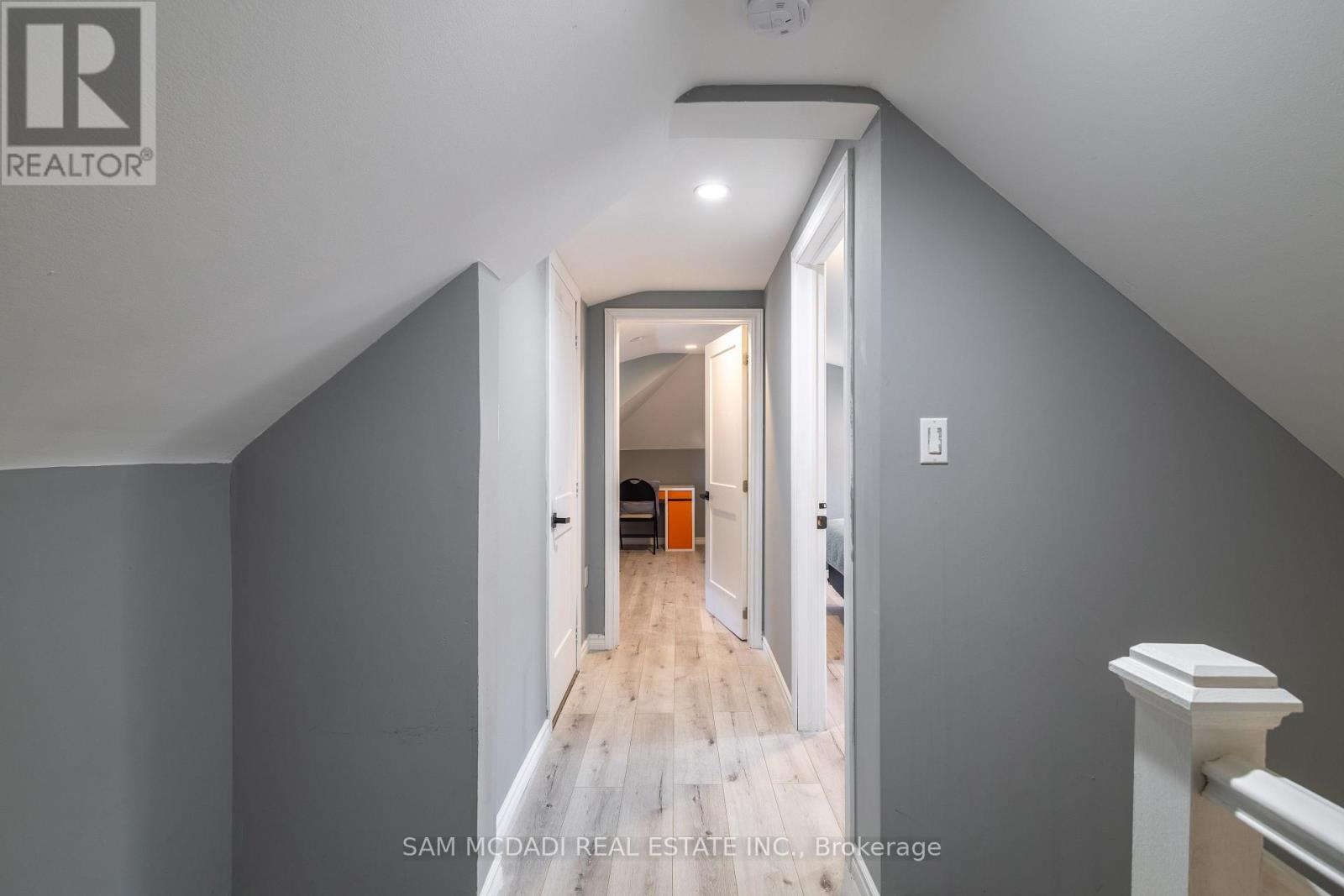 55 ALLAN AVENUE - 16