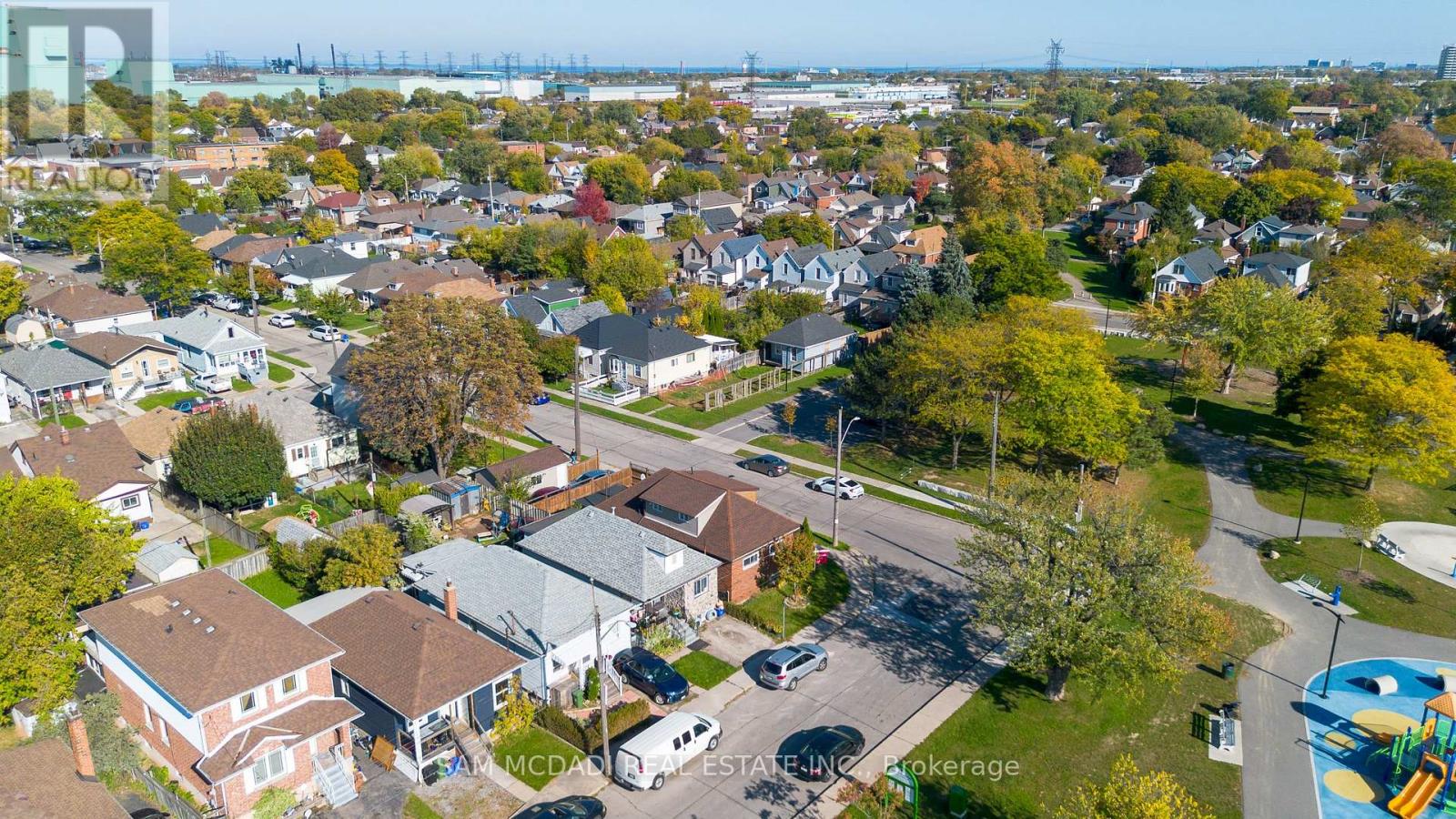 55 ALLAN AVENUE - 37