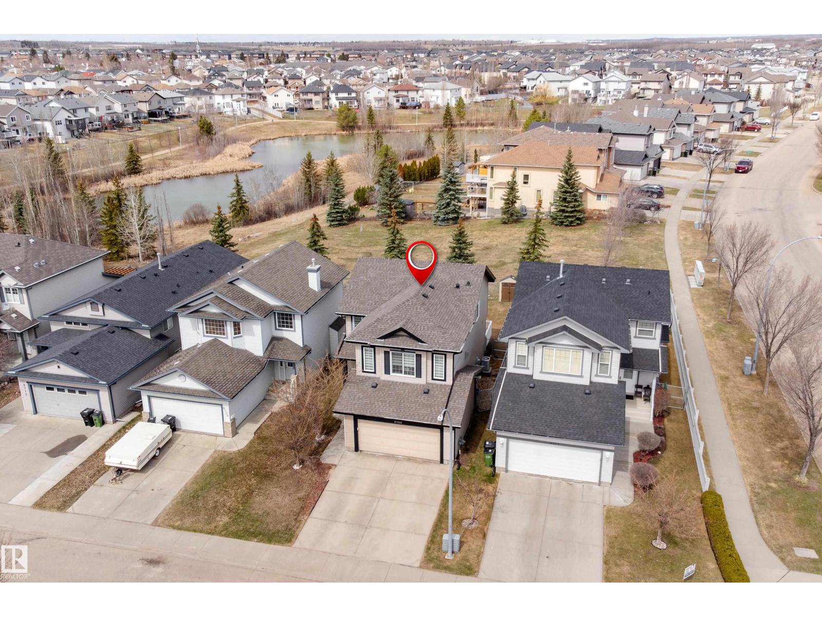 8706 175 AV NW, Edmonton