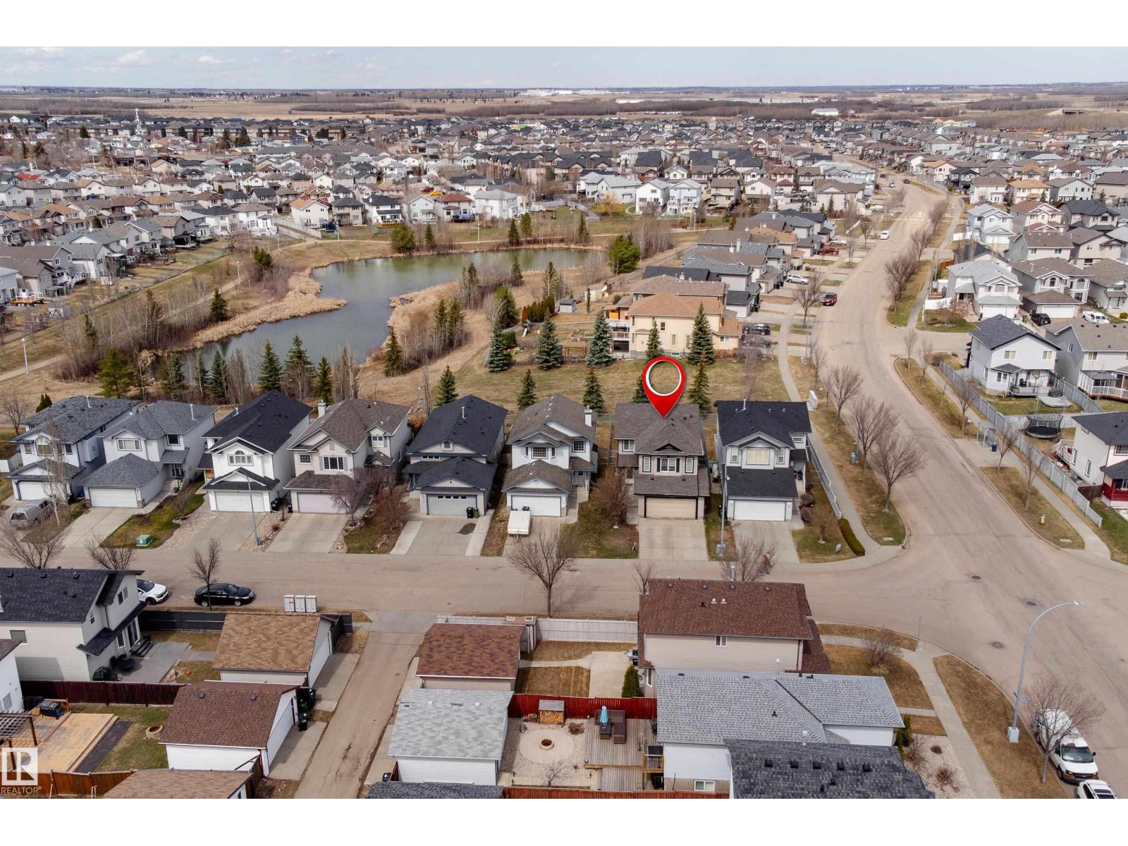 8706 175 AV NW, Edmonton