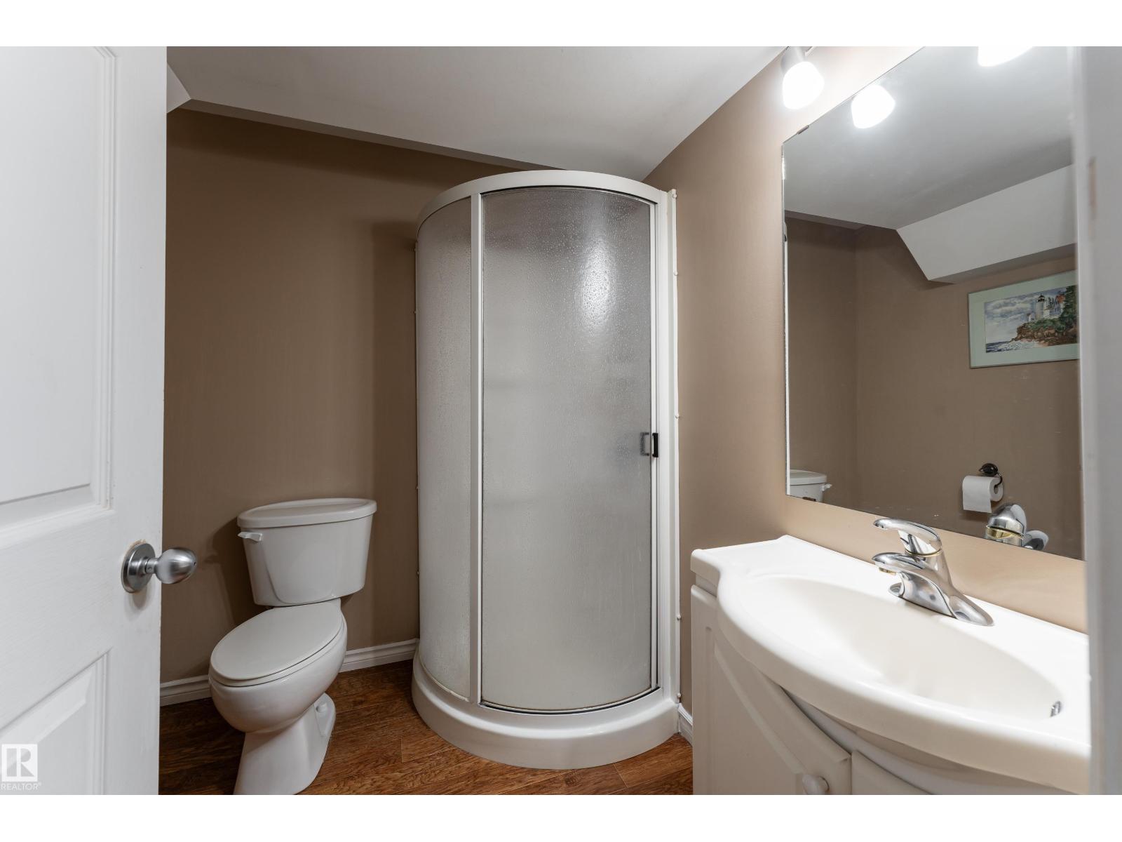 8706 175 AV NW, Edmonton