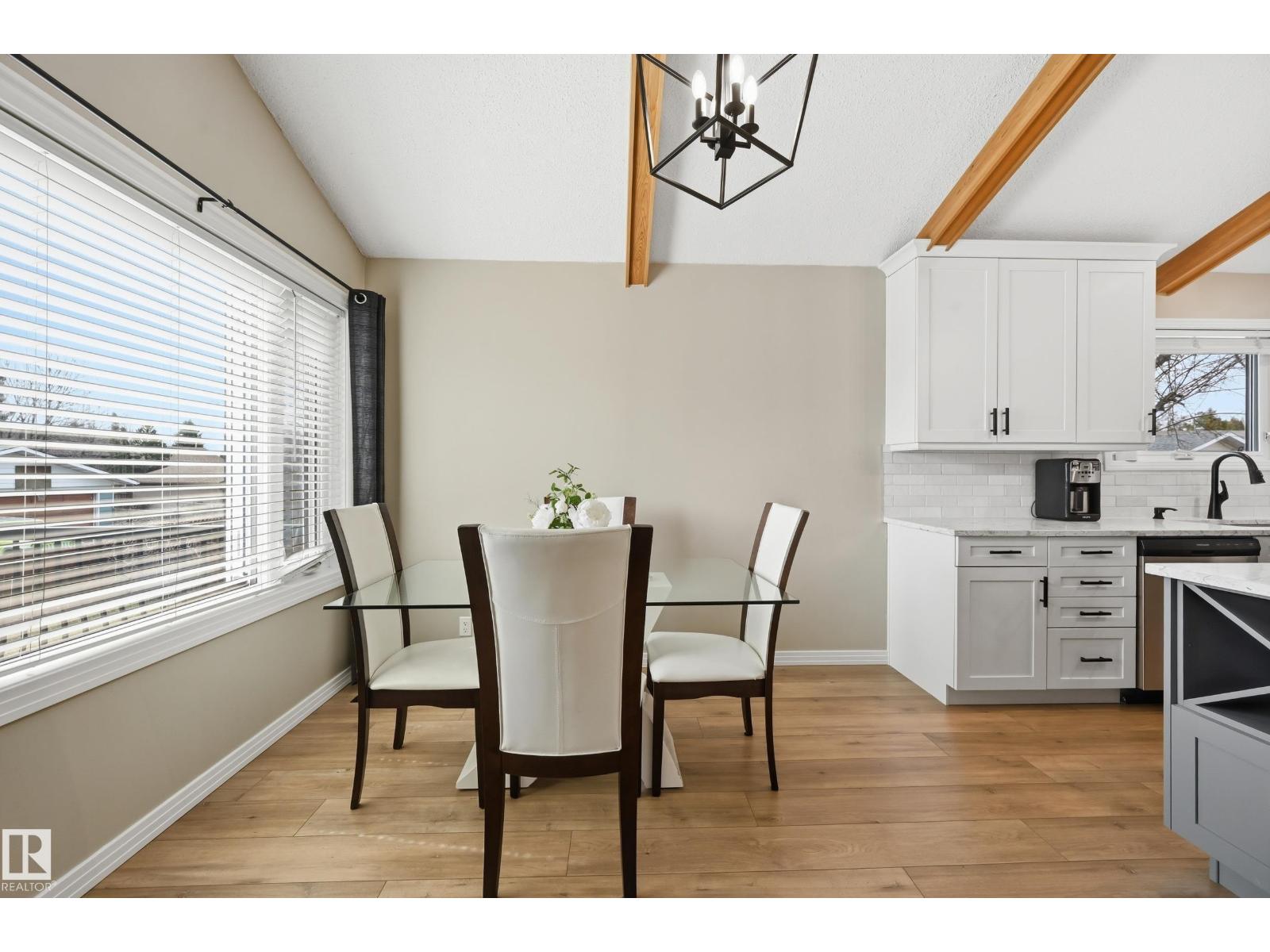 1729 65 ST NW, Edmonton