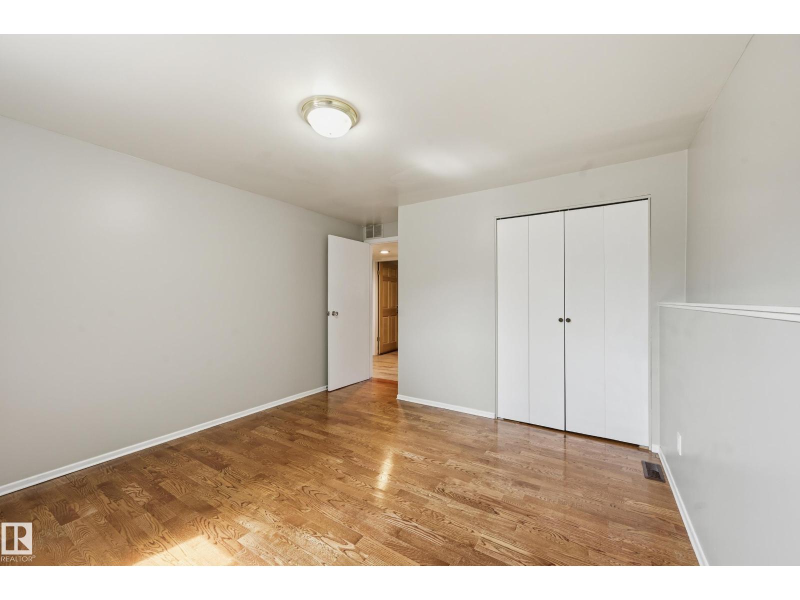 1729 65 ST NW, Edmonton