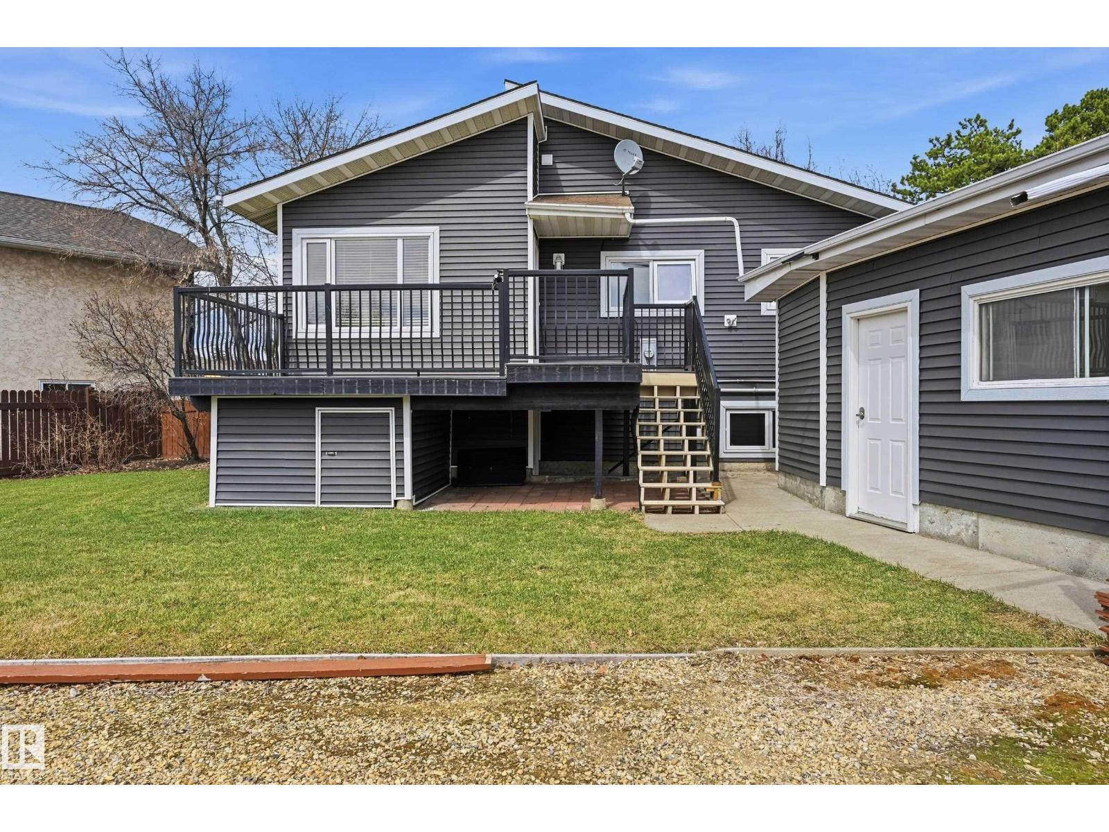 1729 65 ST NW, Edmonton
