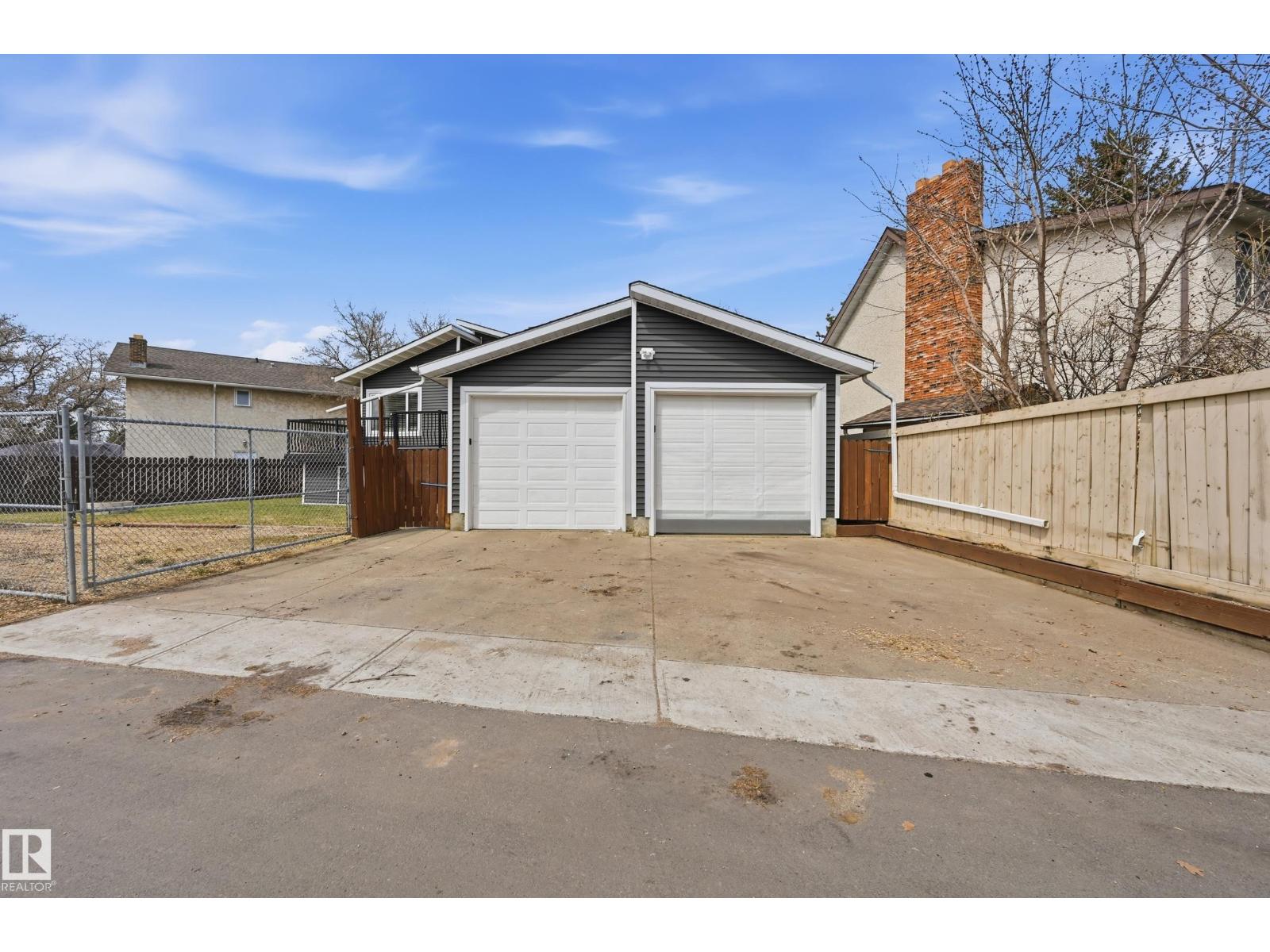1729 65 ST NW, Edmonton