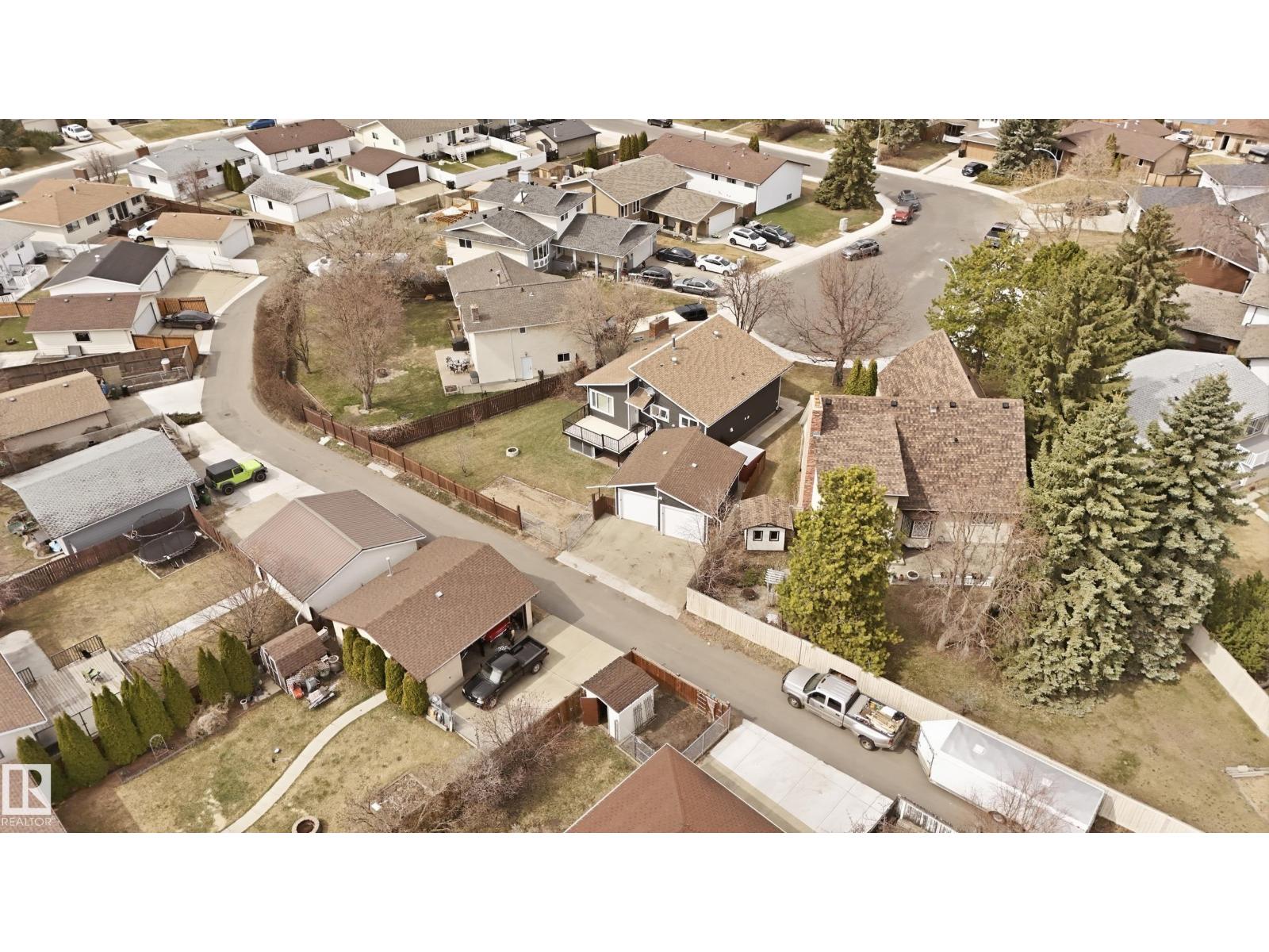 1729 65 ST NW, Edmonton