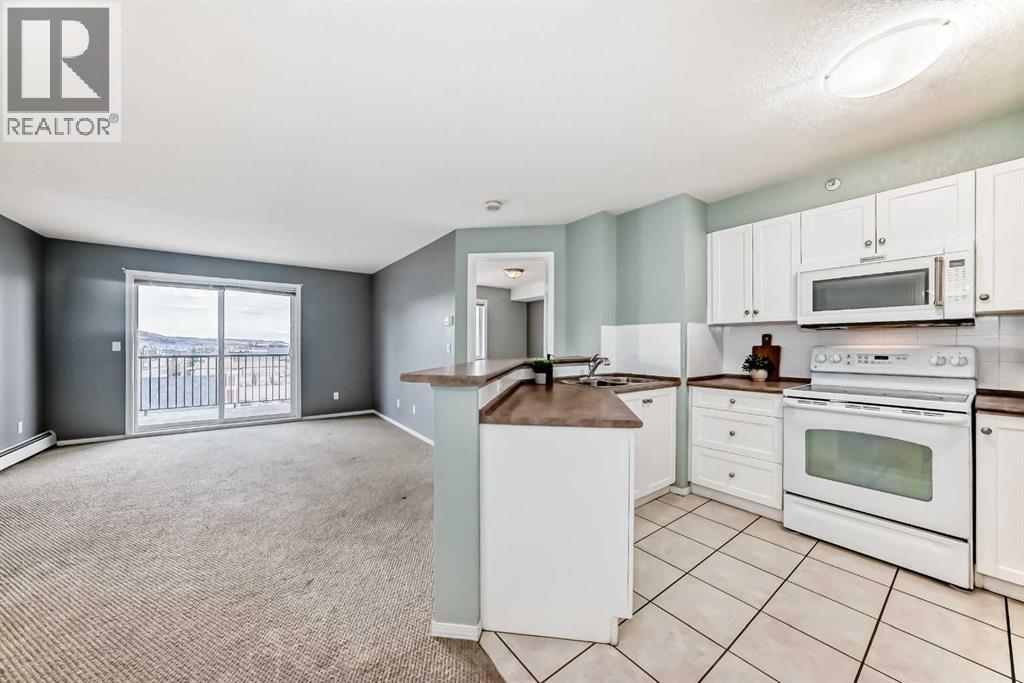 505 Railway Street West, Cochrane