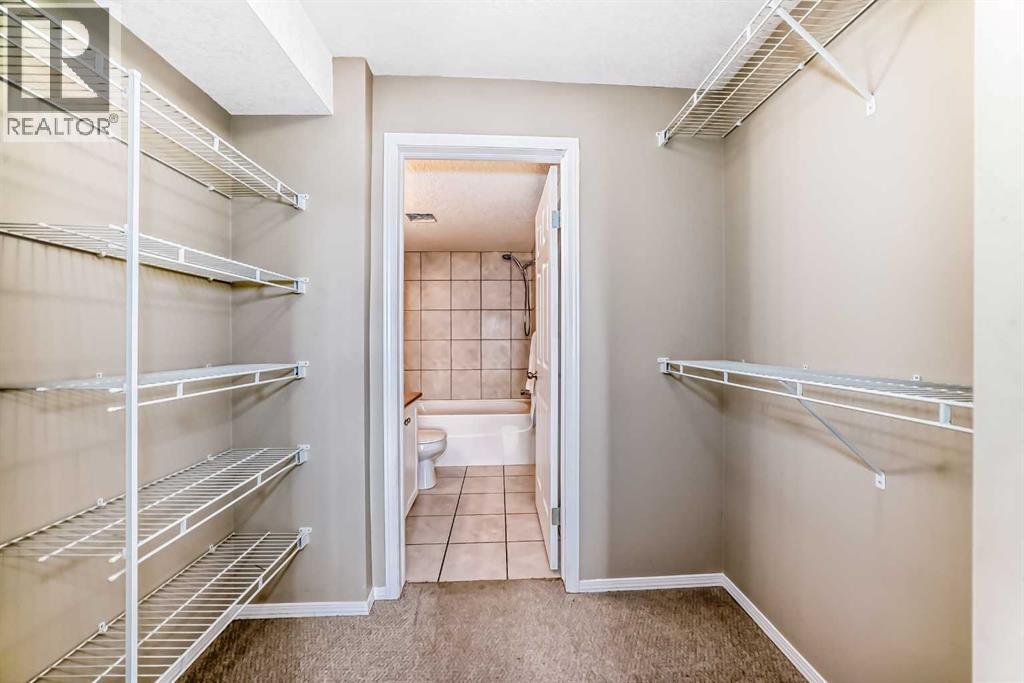 505 Railway Street West, Cochrane