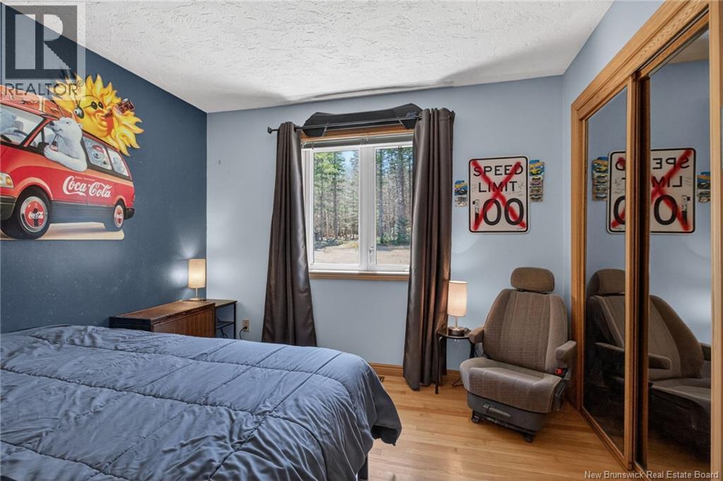 915 Dawson - 14