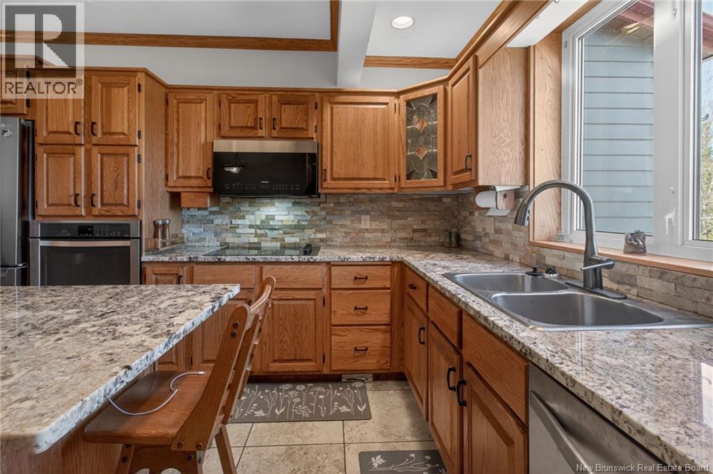 915 Dawson - 37