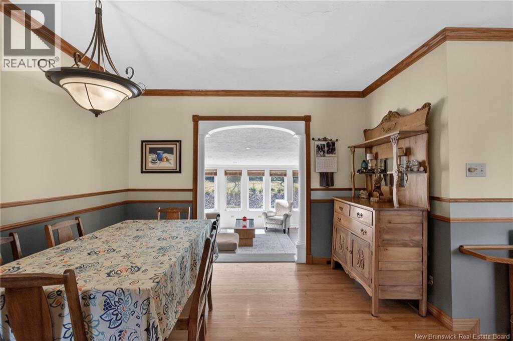 915 Dawson - 26
