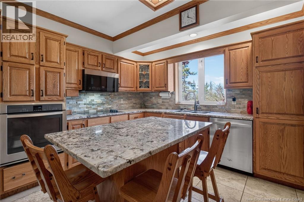 915 Dawson - 35