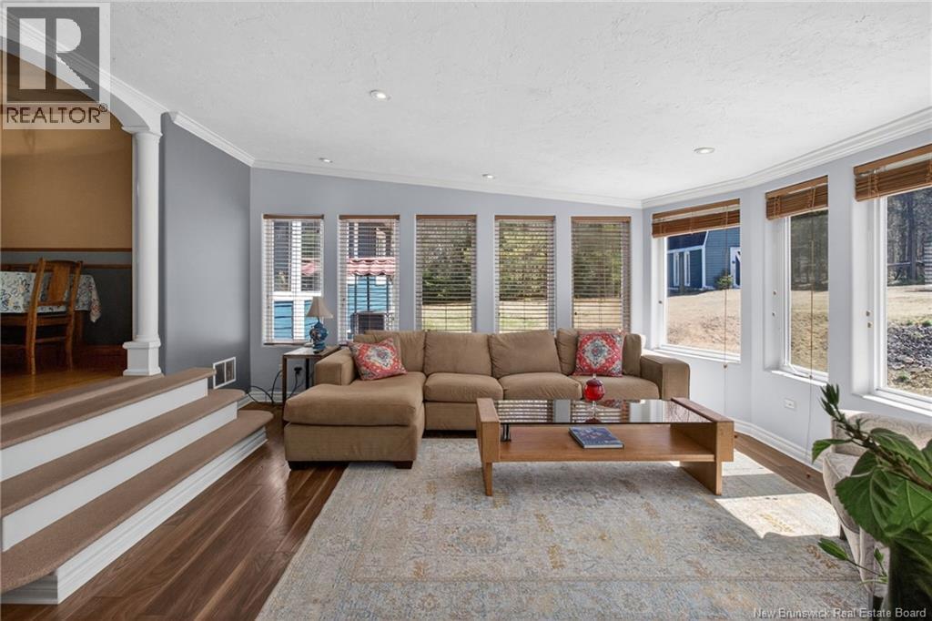 915 Dawson - 28