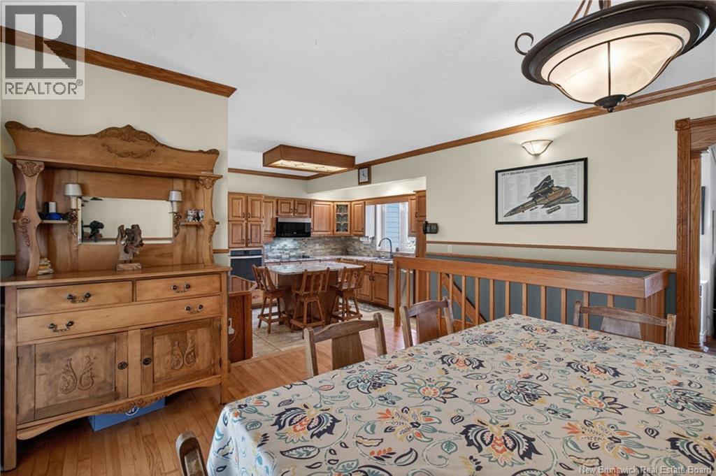915 Dawson - 24