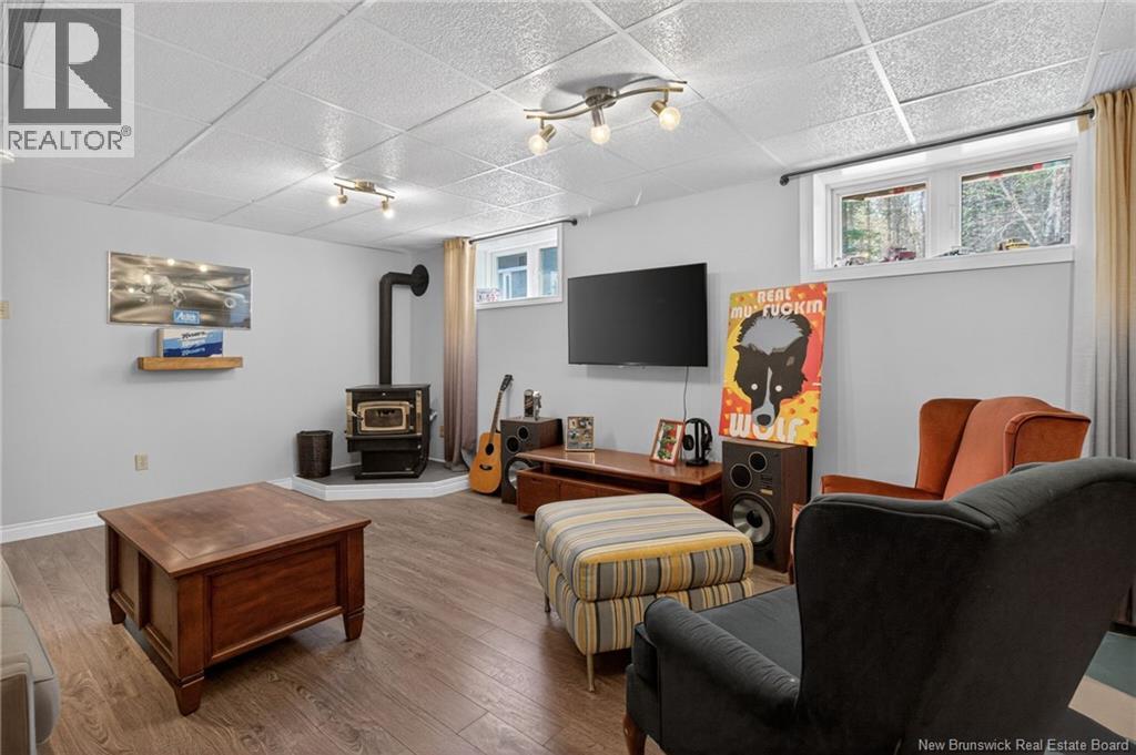 915 Dawson - 39