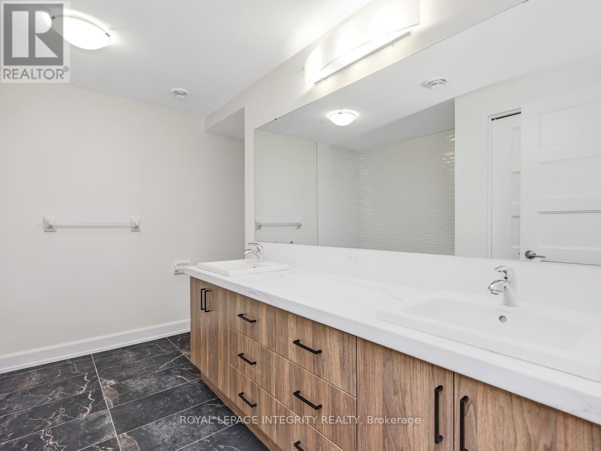 House for Rent in Ottawa – A – 906 CHABLIS CRESCENT, Ottawa – By Peter Sagos - Image 9
