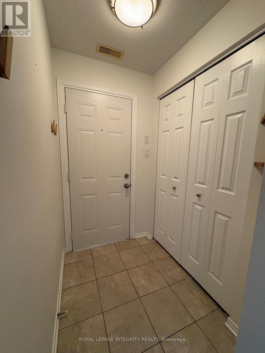 Entrance with coat closet