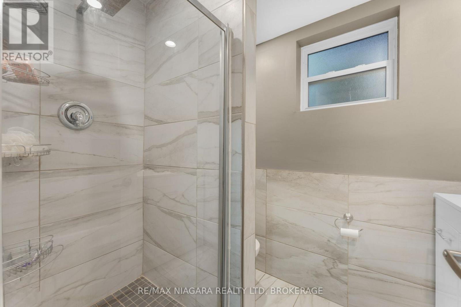 425 FITCH STREET - 24