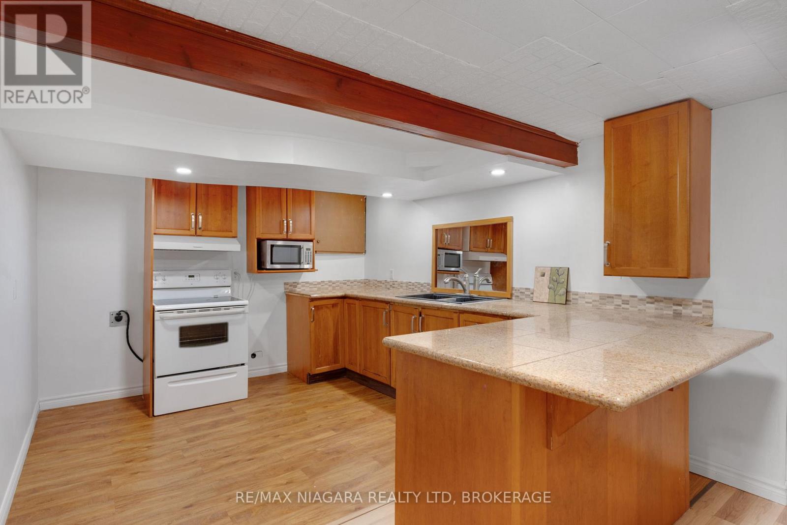 425 FITCH STREET - 28