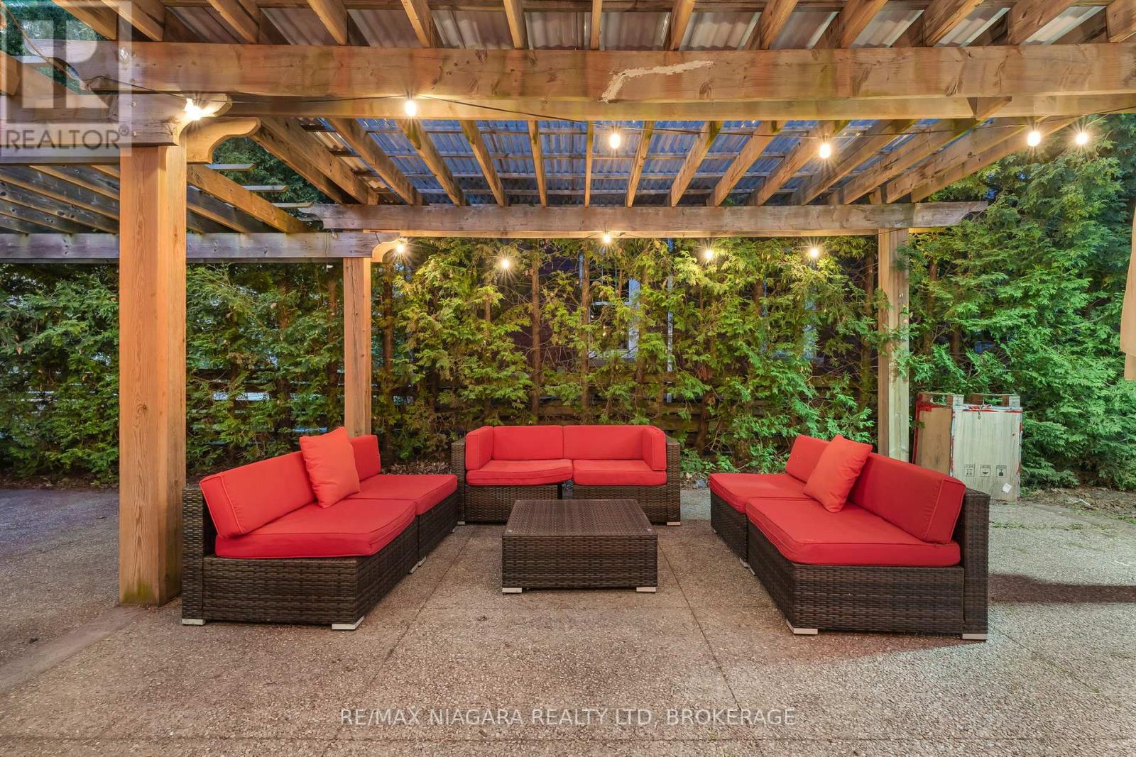 425 FITCH STREET - 31