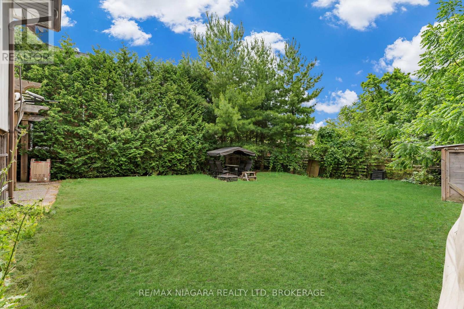 425 FITCH STREET - 5