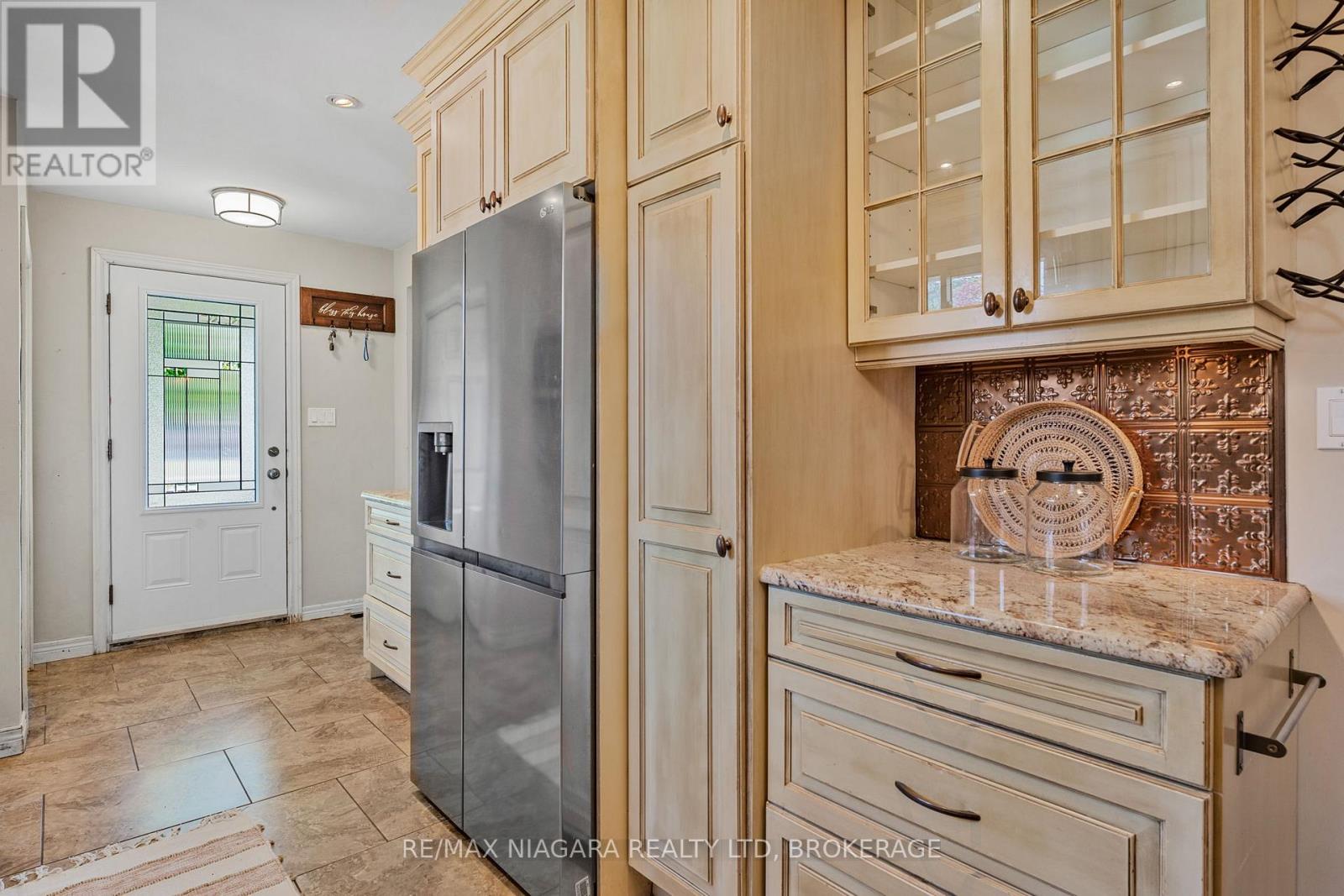 425 FITCH STREET - 9