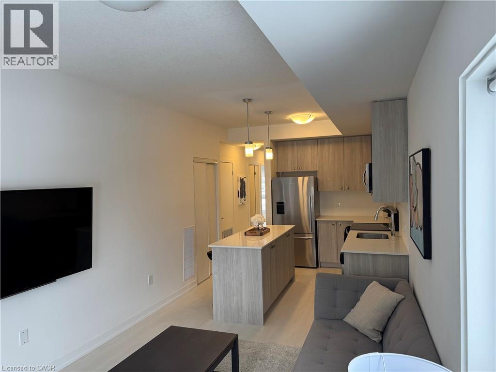 10 PALACE Street Unit# B10, Kitchener, Ontario, N2E0J3 — Photo 5