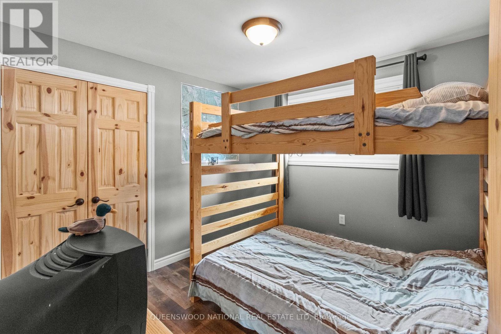 272 WILTOM DRIVE - 23