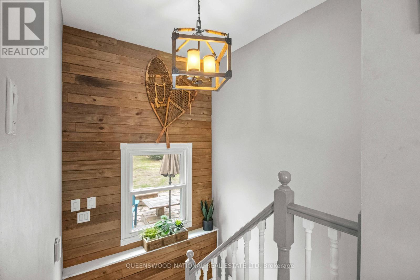 272 WILTOM DRIVE - 25