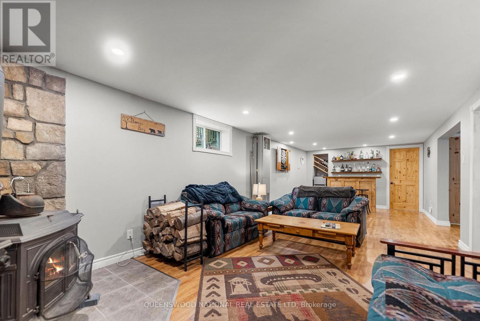 272 WILTOM DRIVE - 28