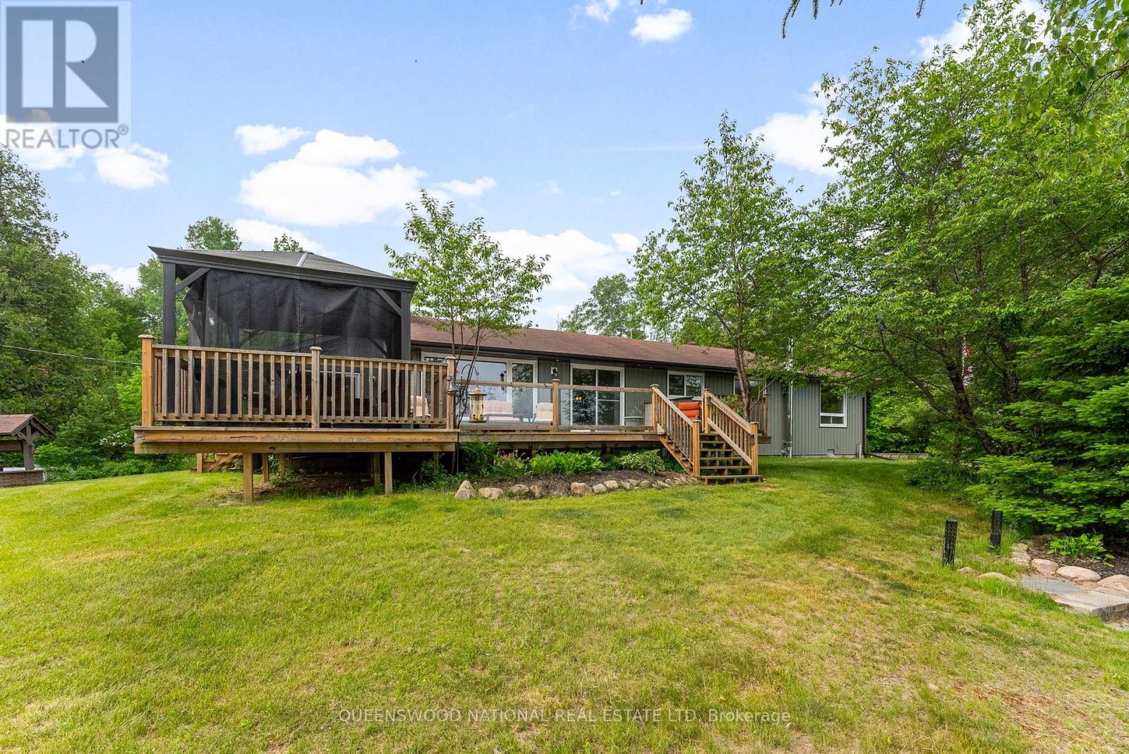 272 WILTOM DRIVE - 36